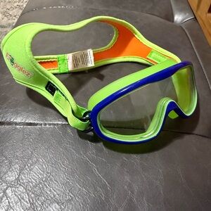 Frogglez Kids Swim Goggles - Green and Blue